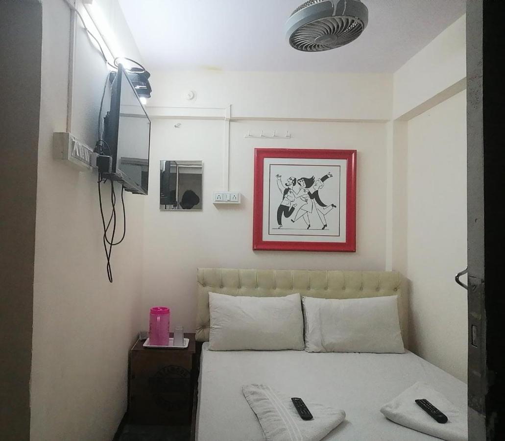 Hotel Kaina Residency Vashi Exterior photo